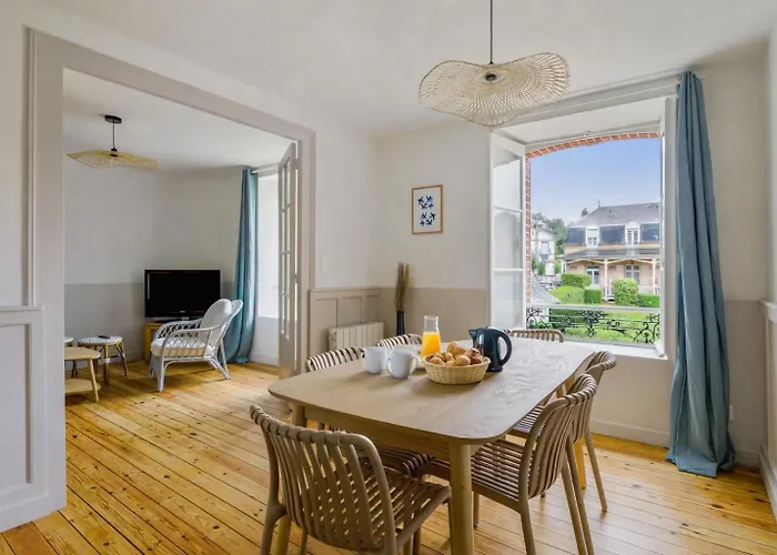 Escapade Belle Epoque, F3 - Ancien Grand - A 50 Metres